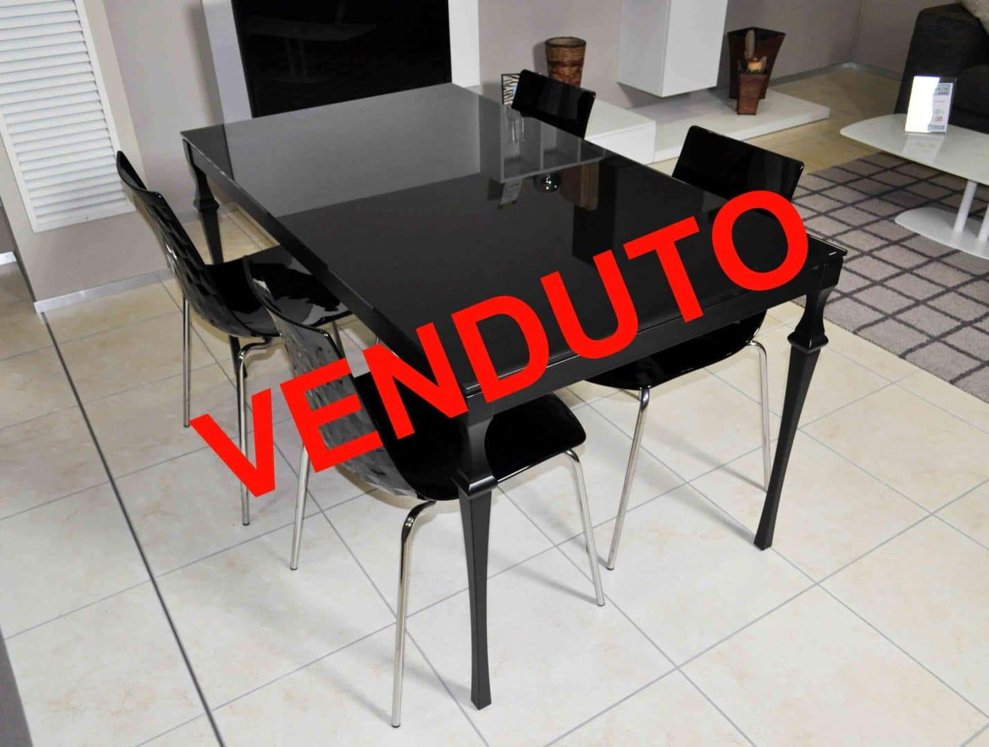 corinto VENDUTO corinto venduto